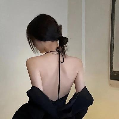 深洞